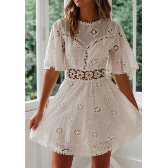 White Flower Eyelet Dress - Picture 3 of 8